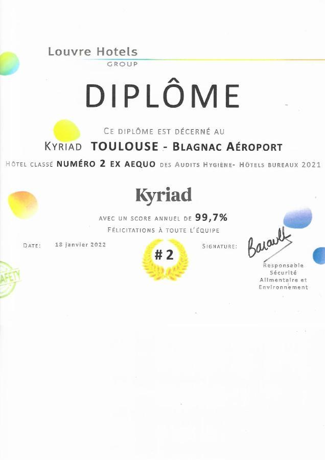 Kyriad Toulouse Blagnac Aeroport Hotel Bagian luar foto