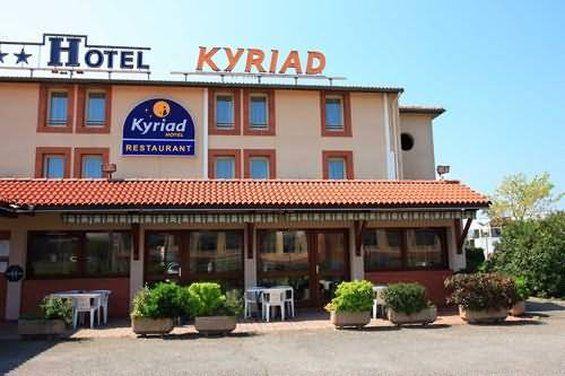 Kyriad Toulouse Blagnac Aeroport Hotel Bagian luar foto